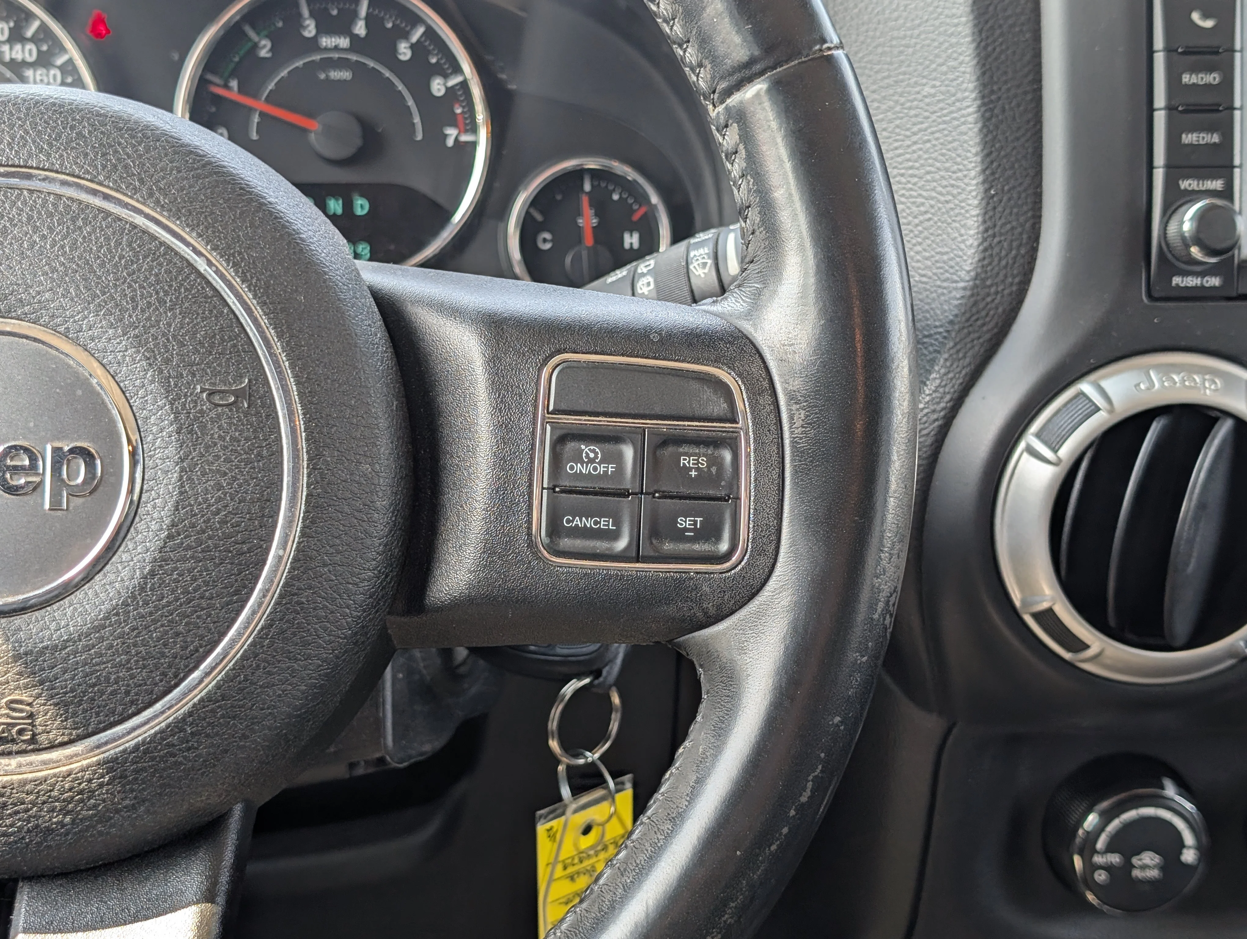 Used 2013 Black Jeep Sahara image 22