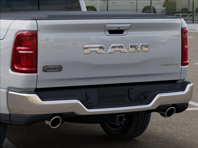 New 2026 Ivory White Tri-Coat Pearl-Coat Exterior Paint RAM Limited image 13