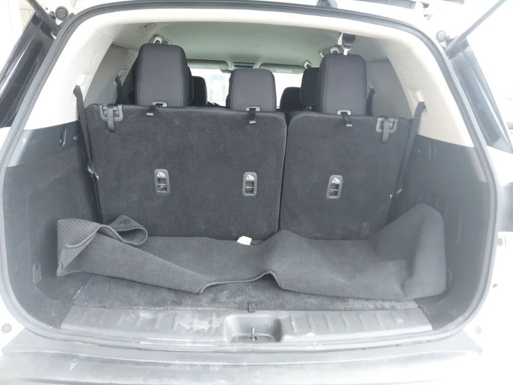 Certified Used 2024 White Nissan SV image 42