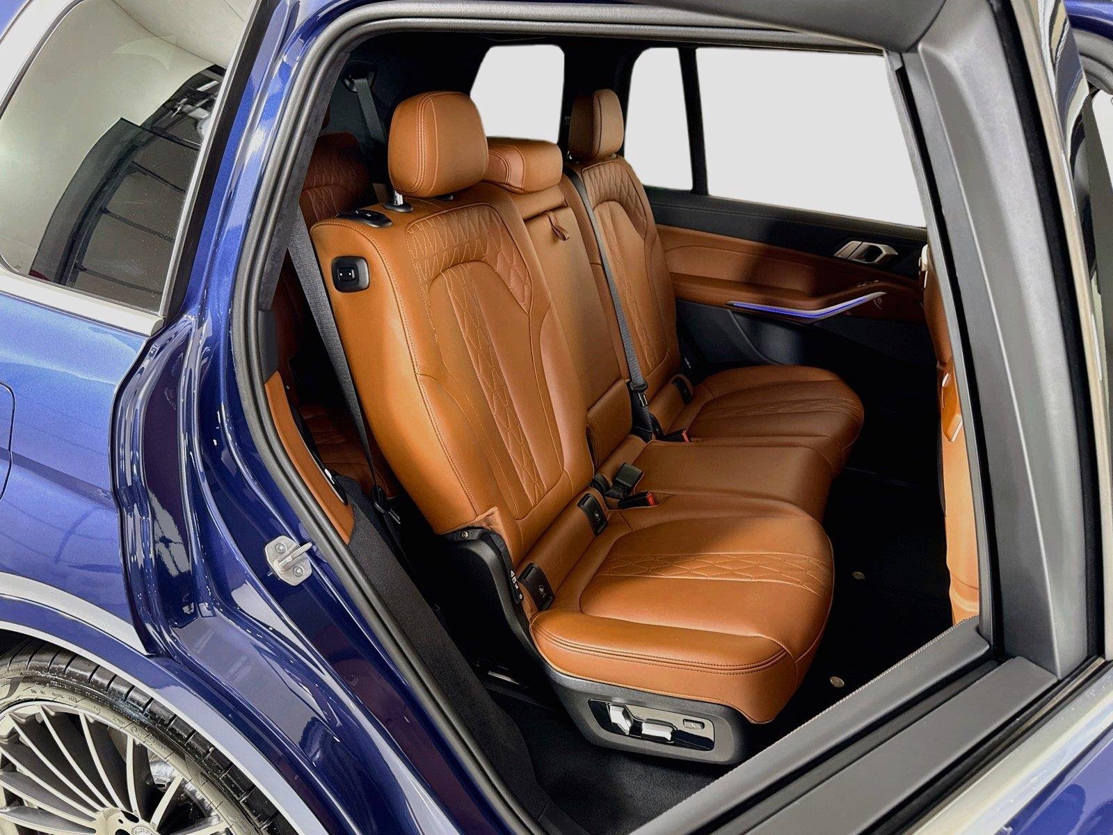 Used 2024 ALPINA Blue Metallic BMW ALPINA XB7 | One Owner image 28