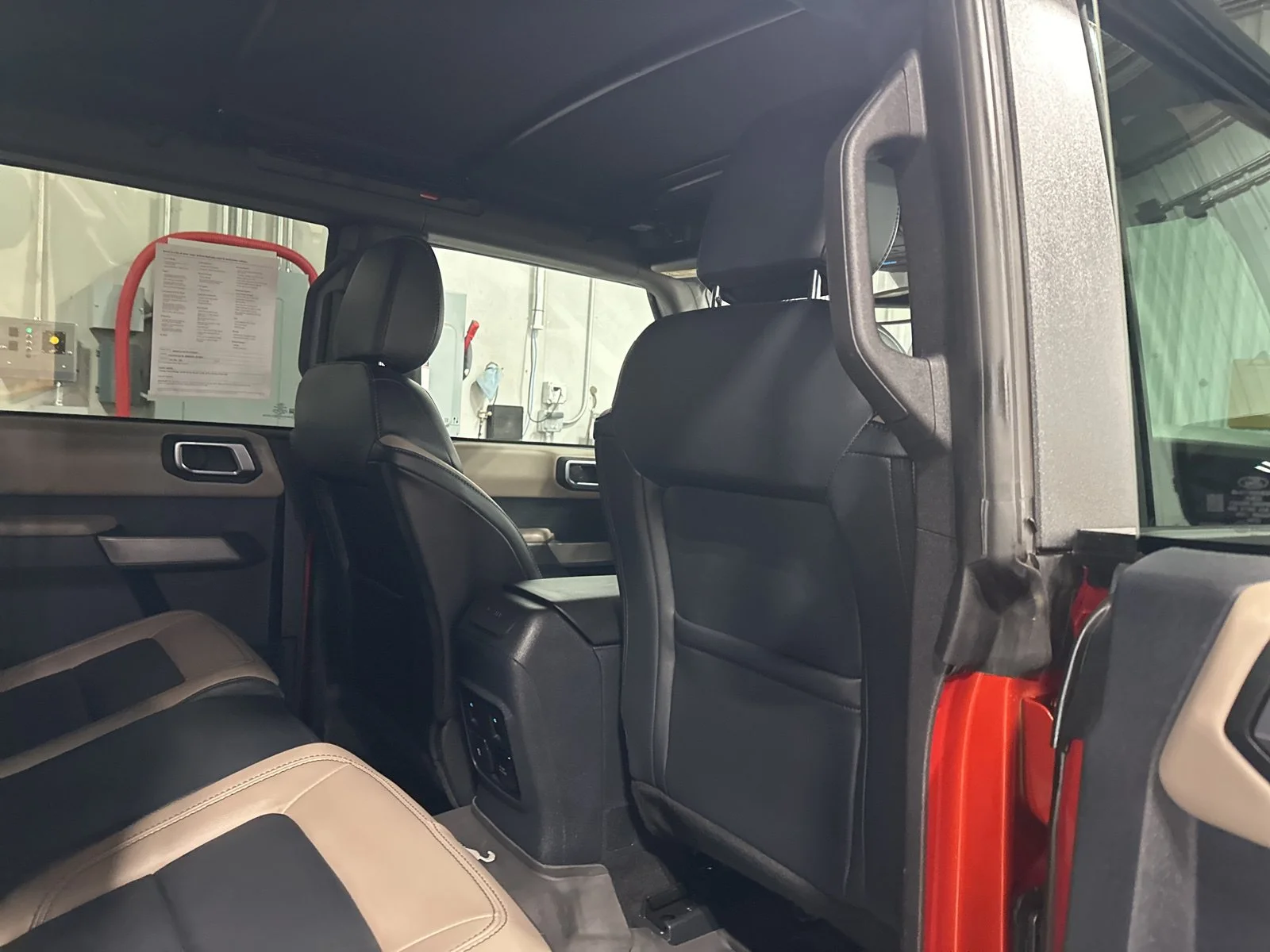2023 Ford Bronco 4-Door Wildtrak - Photo 36