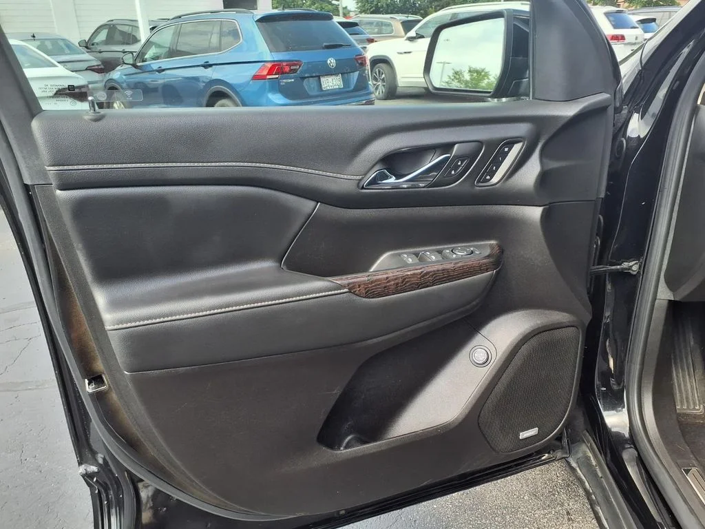 Used 2023 Ebony Twilight Metallic GMC Denali image 12