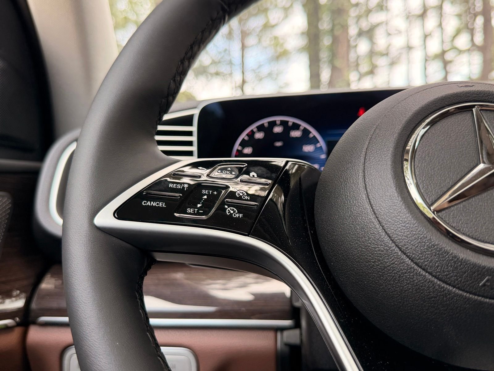 New 2026 MANUFAKTUR Moonlight Mercedes-Benz GLE 350 image 25