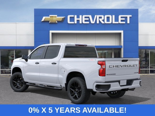 New 2026 Summit White Chevrolet Custom image 3