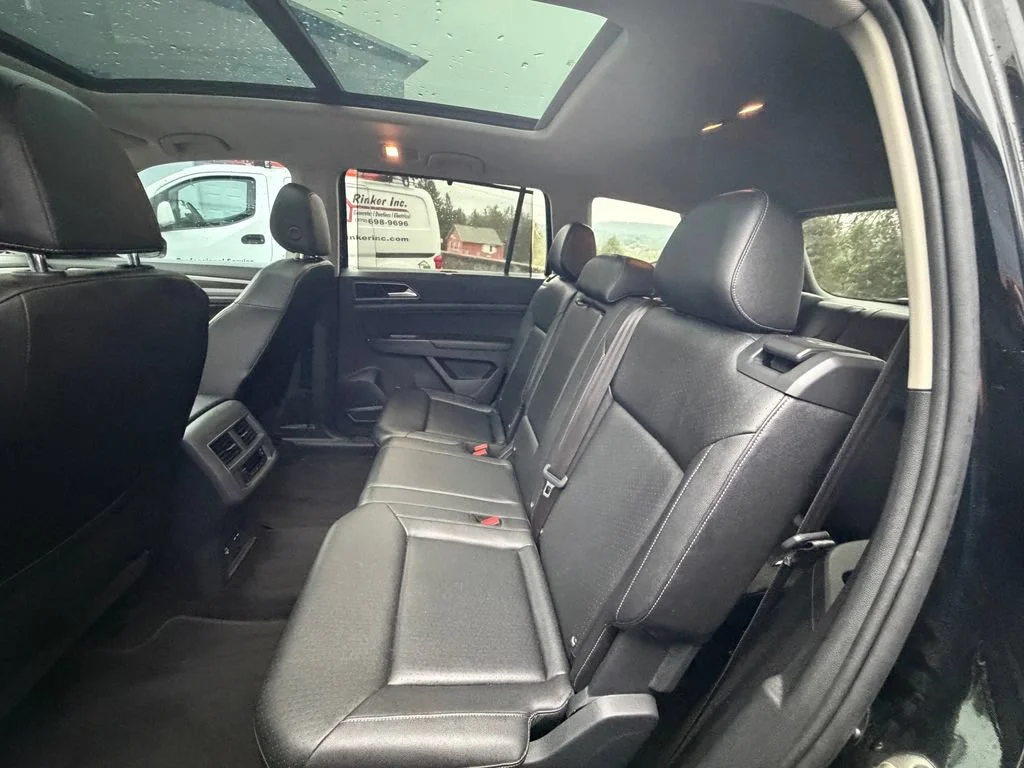 Used 2018 Black Volkswagen 3.6L V6 SEL image 10