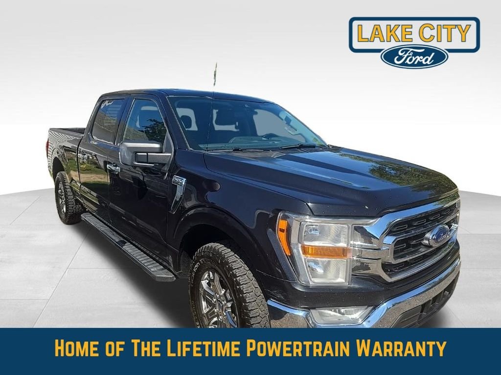Used 2021 Agate Black Metallic Ford XLT image 7