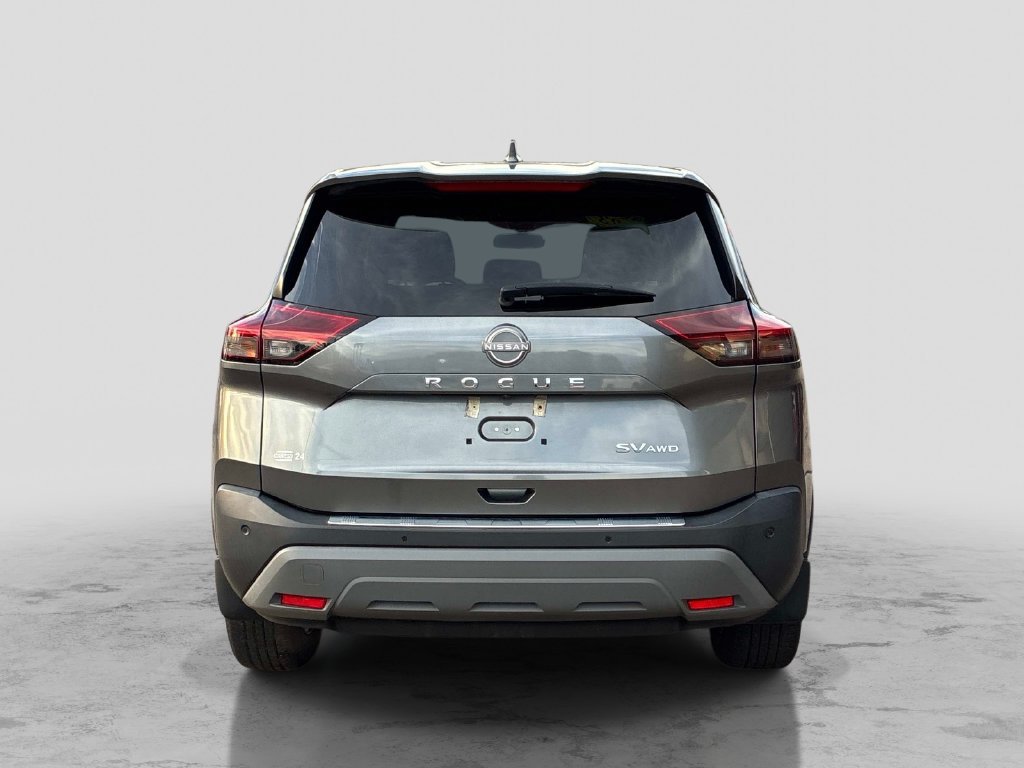 Used 2023 Gray Nissan SV image 6