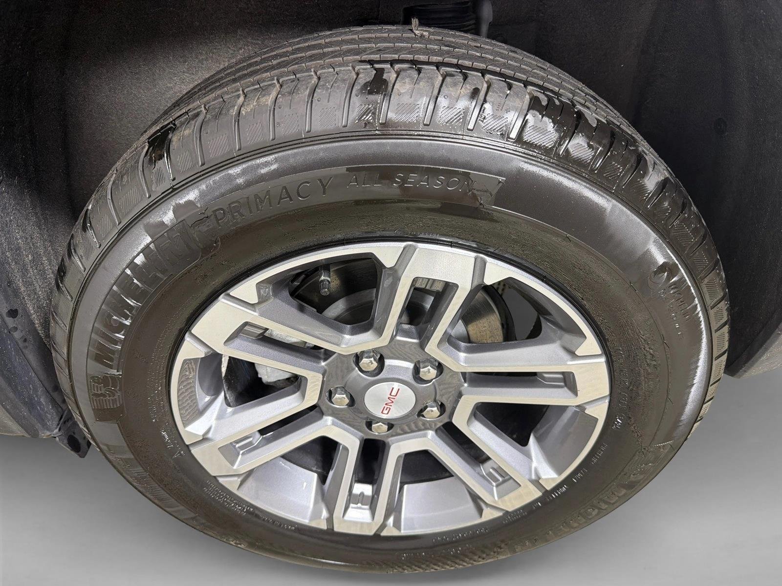 Used 2026 White GMC FWD Elevation image 20