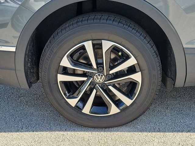 Used 2023 Gray Volkswagen 2.0T S image 5