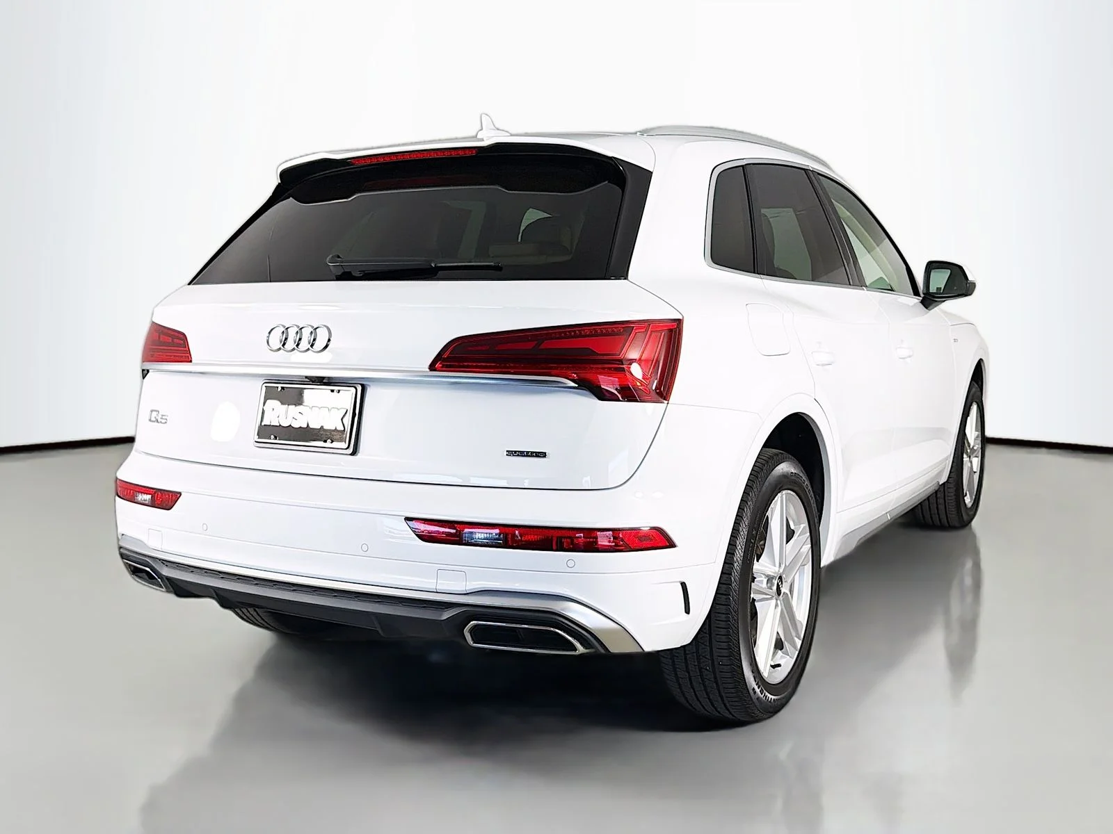 Used 2023 White Audi 55 Premium image 7