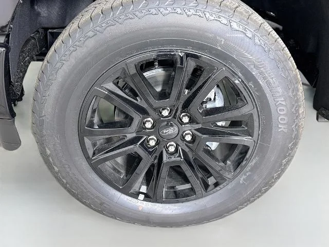 New 2026 Agate Black Metallic Ford Platinum® image 65