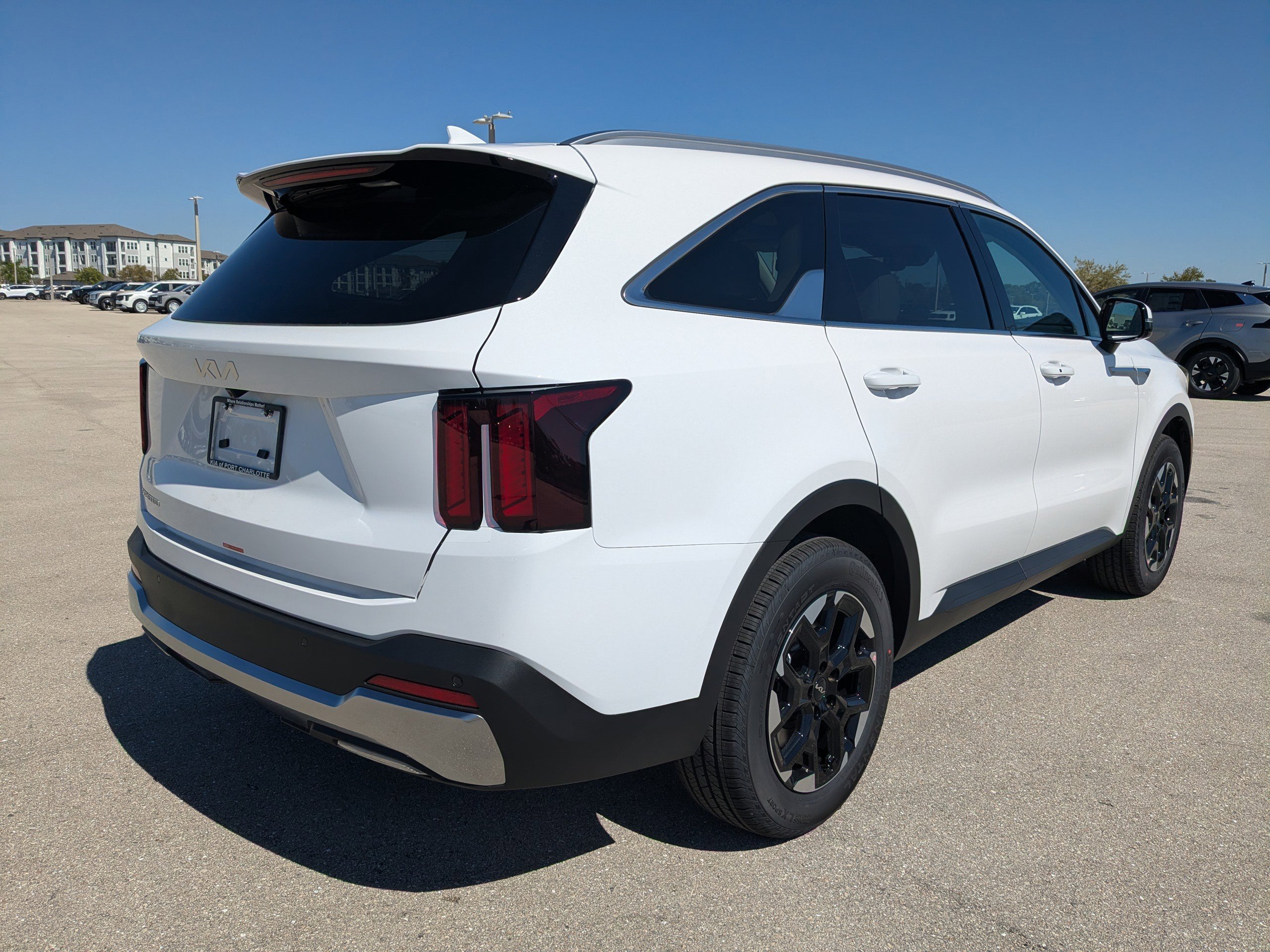 New 2026 Glacial White Pearl Kia S image 5