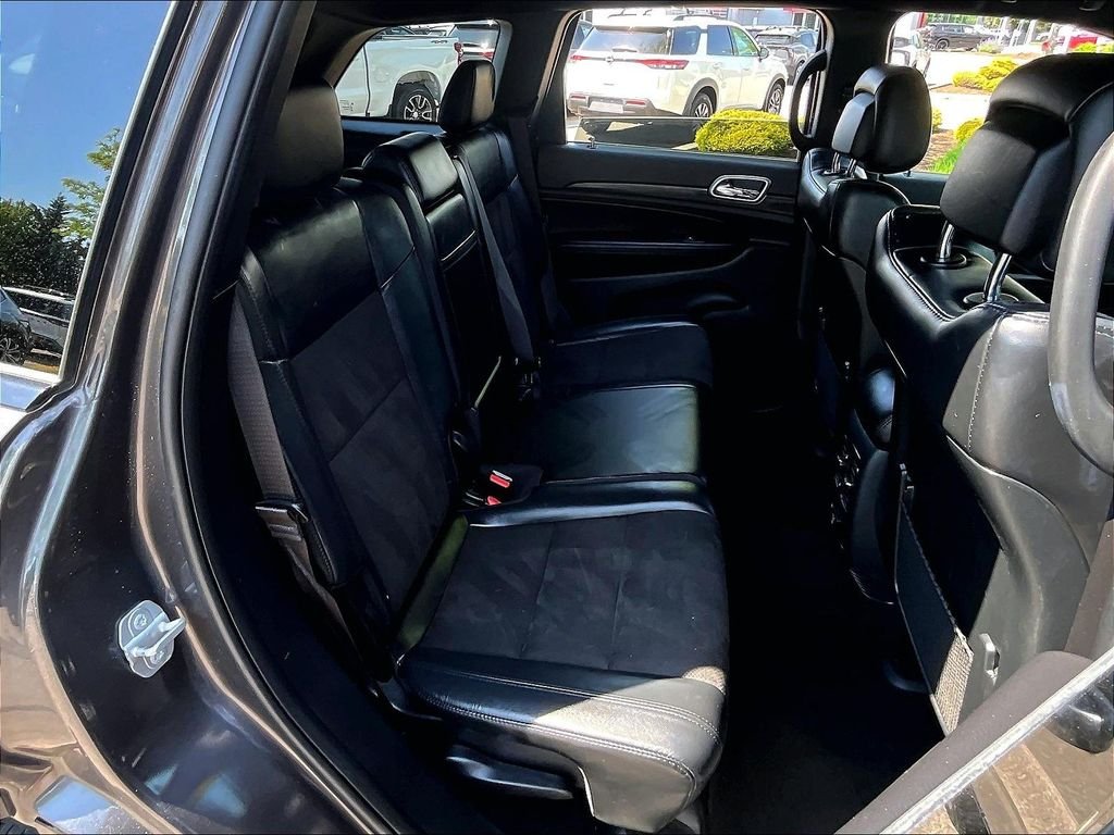 Used 2020 Gray Jeep Altitude image 16