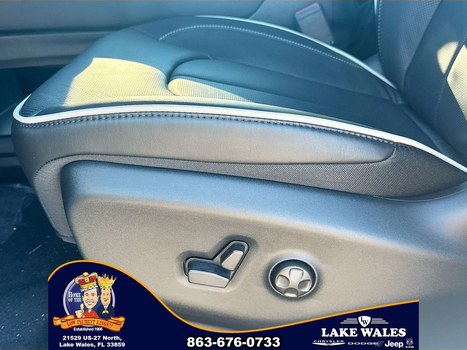 2026 Chrysler Pacifica Limited - Photo 18