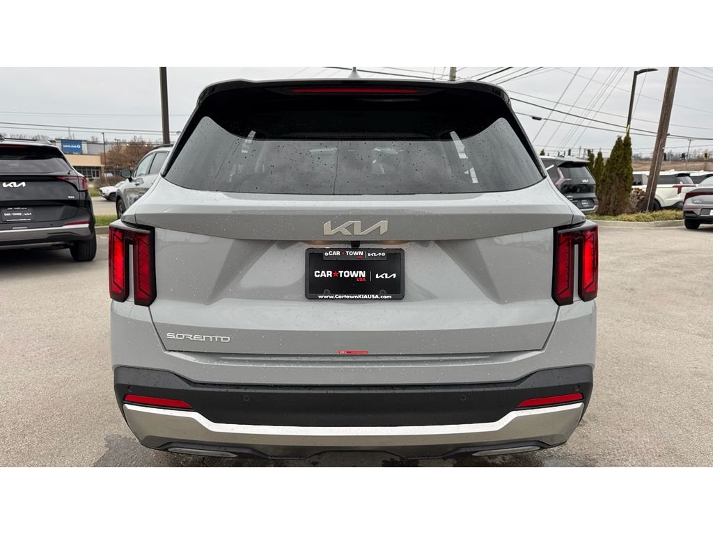 New 2026 Wolf Gray Kia S image 5