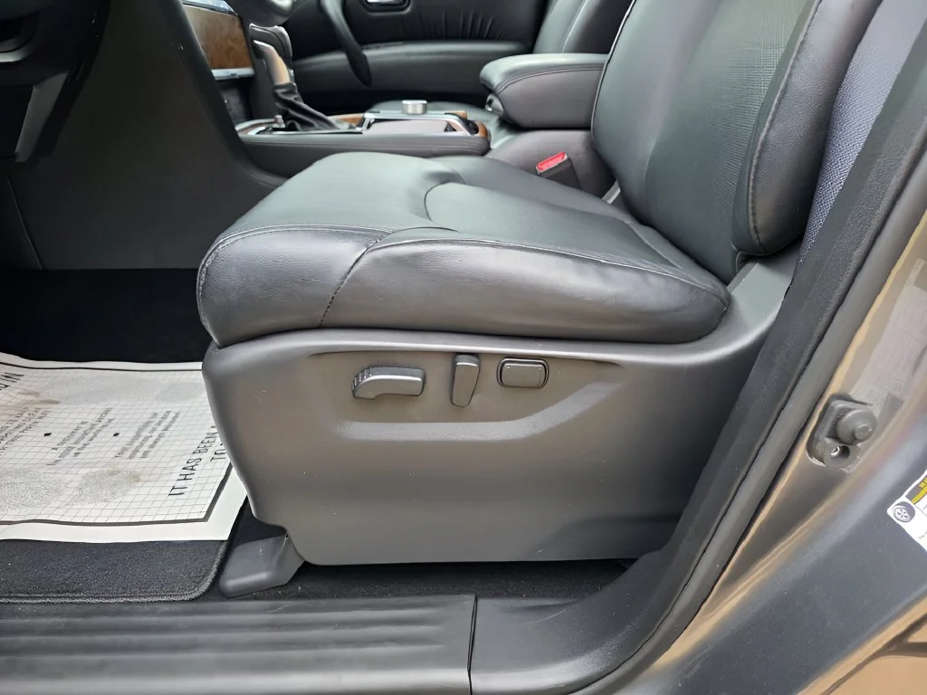 Used 2023 Gun Metallic Nissan SL image 20