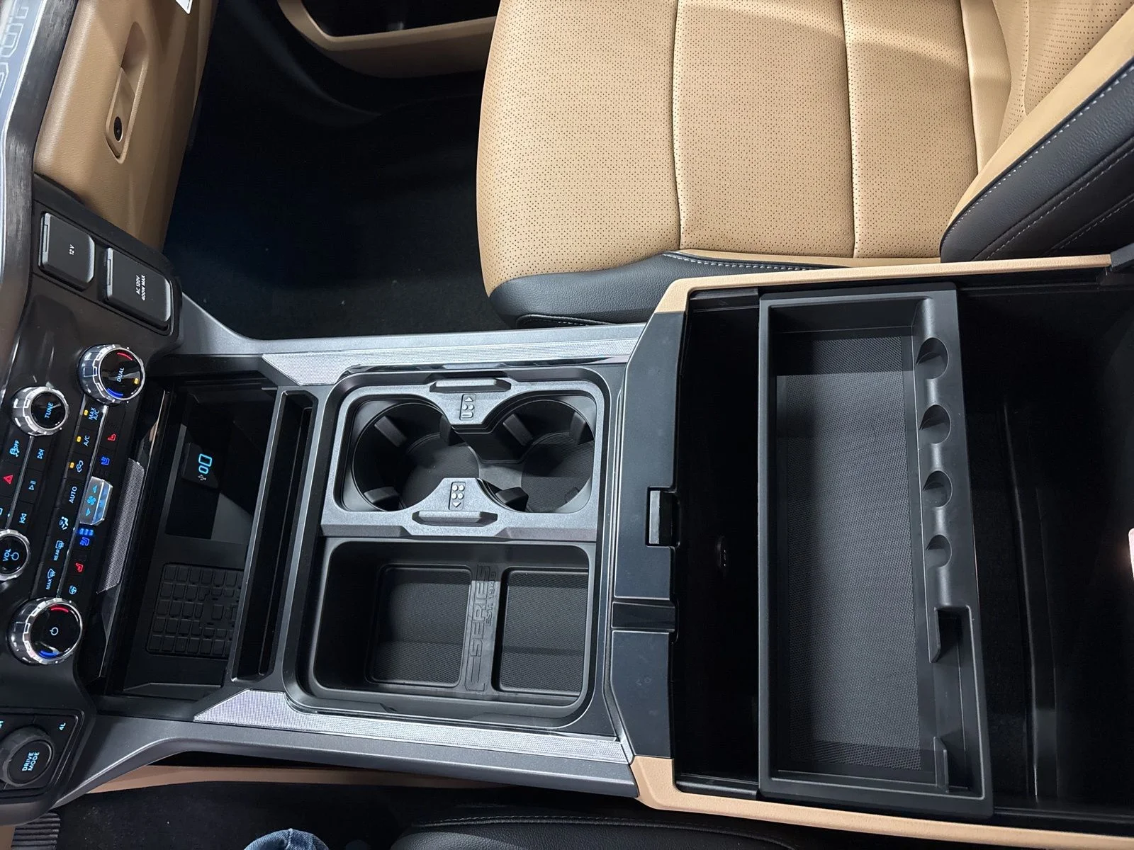 2025 Ford F-250 Super Duty Lariat - Photo 14