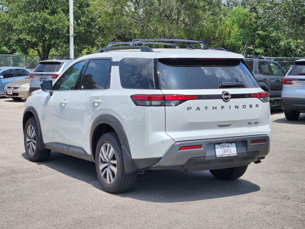 New 2026 Everest White Pearl TriCoat Nissan SL image 5