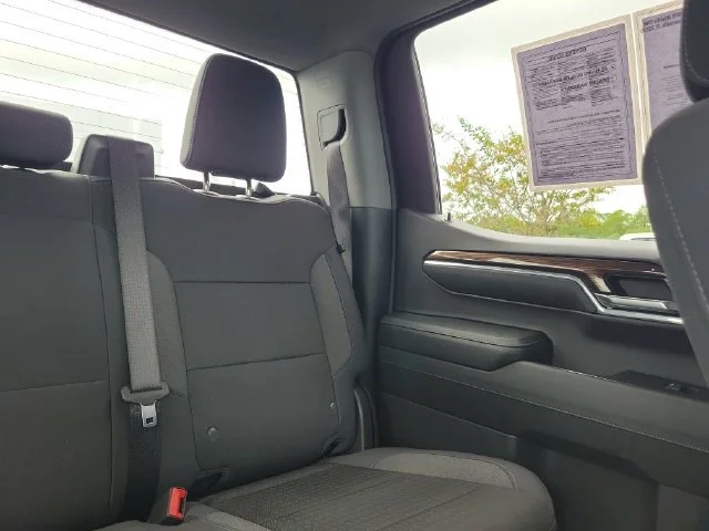 2024 Chevrolet Silverado 1500 LT - Photo 18