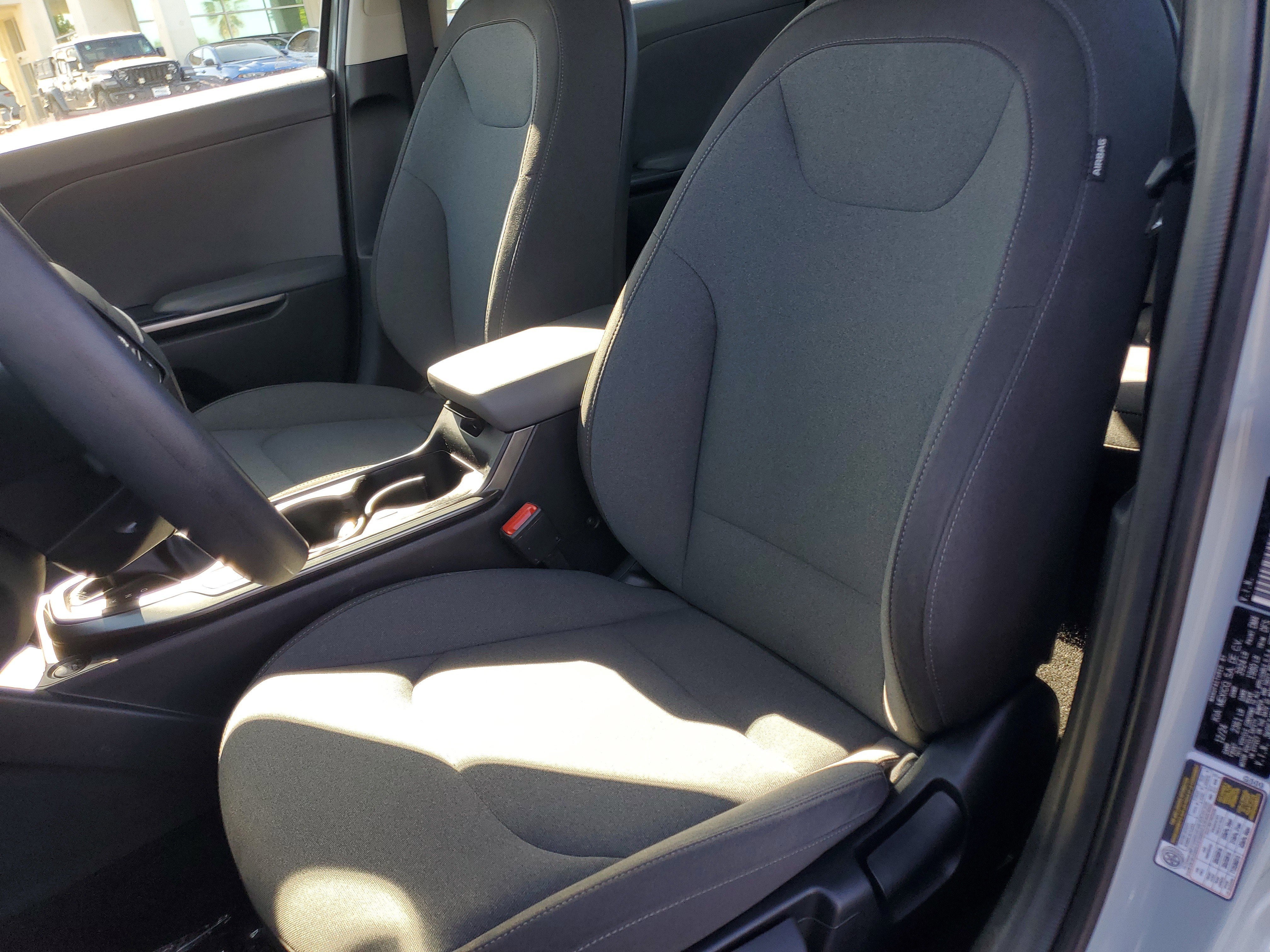Used 2025 Blue Kia LXS image 11