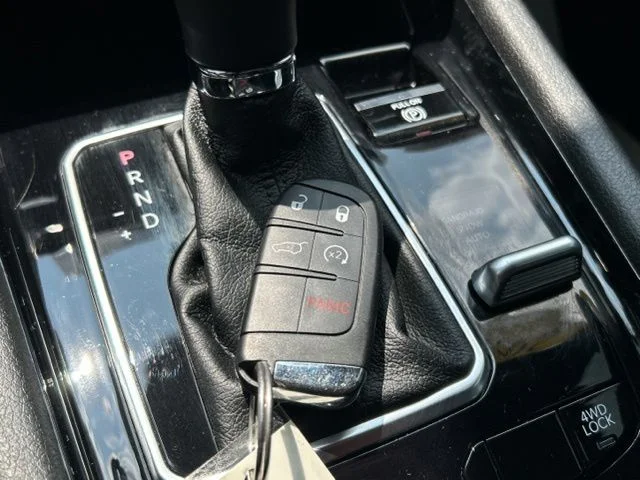 Used 2025 Silver Jeep Limited image 49