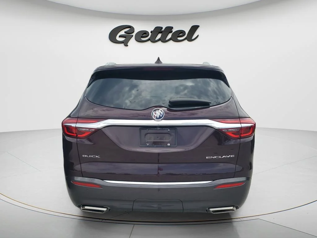 Used 2018 Includes Spectra Gray lower exterior accent color. Buick Essence image 4