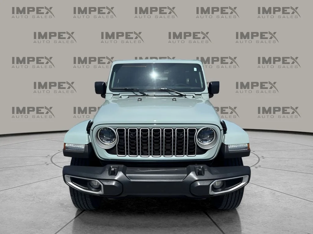 Used 2024 Gray Jeep Sahara image 8