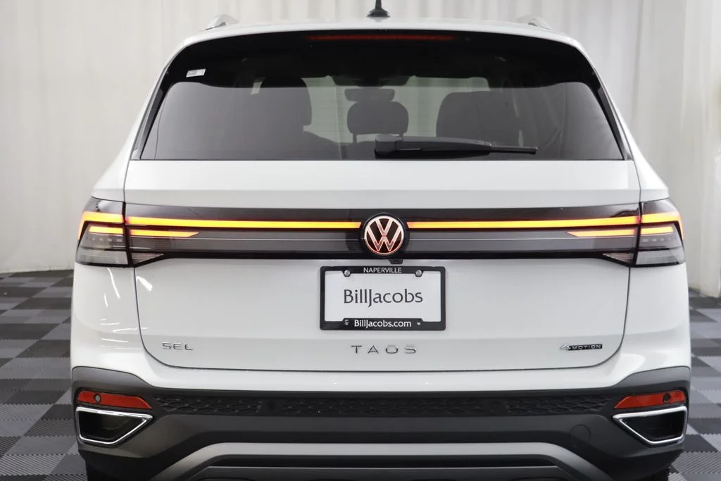New 2026 Pure White Volkswagen 1.5T SEL image 17