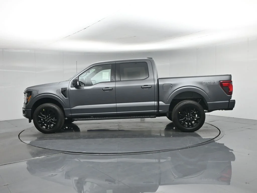 New 2026 Carbonized Gray Metallic Ford XLT image 30