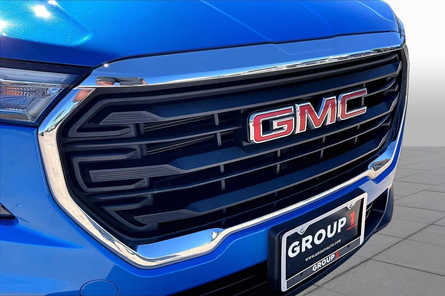 Used 2024 Riptide Metallic GMC SLE image 30