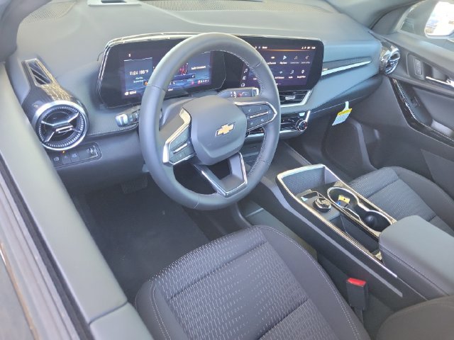 2027 Chevrolet Equinox LT - Photo 6