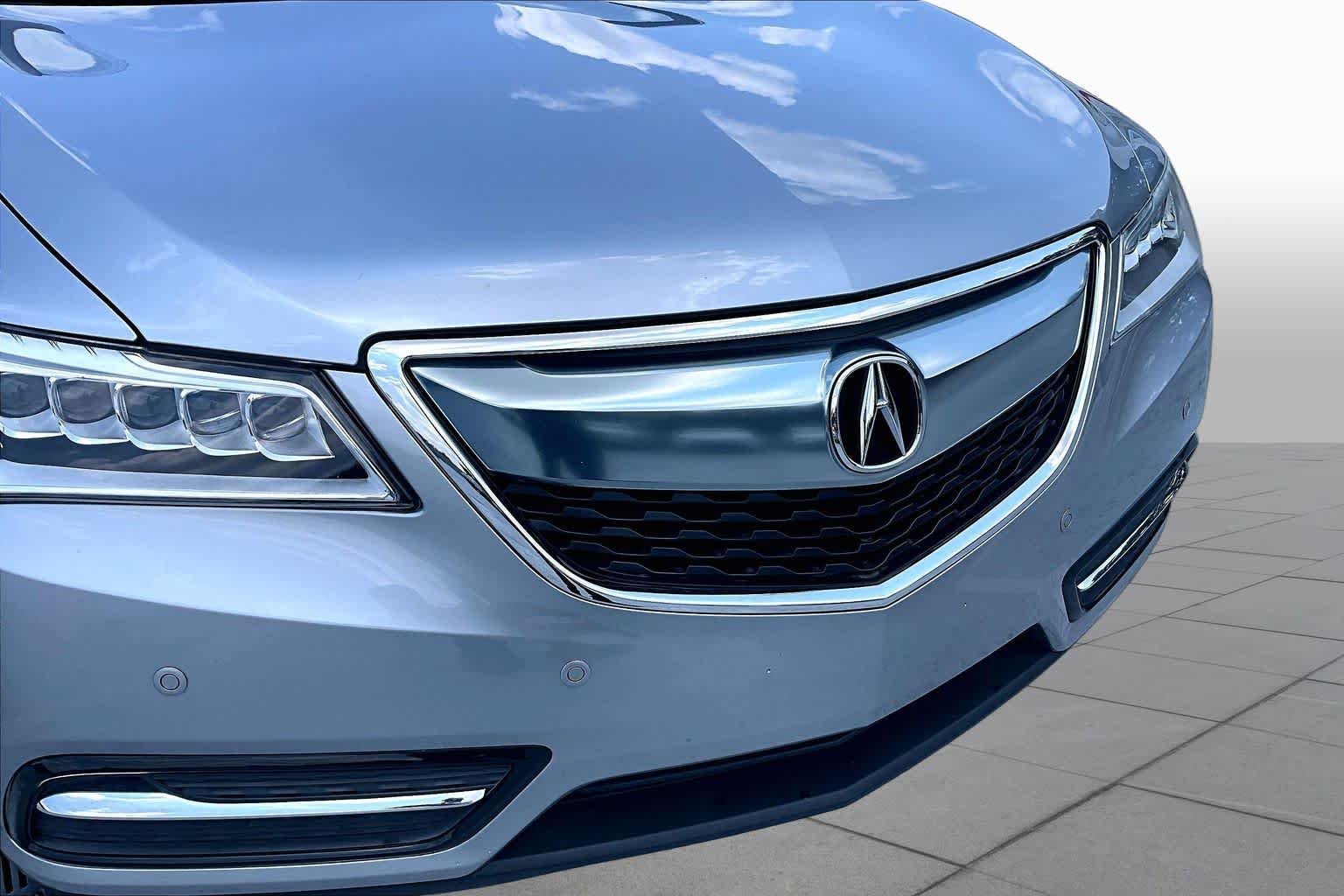 Used 2016 Graphite Luster Metallic Acura w/Advance image 30