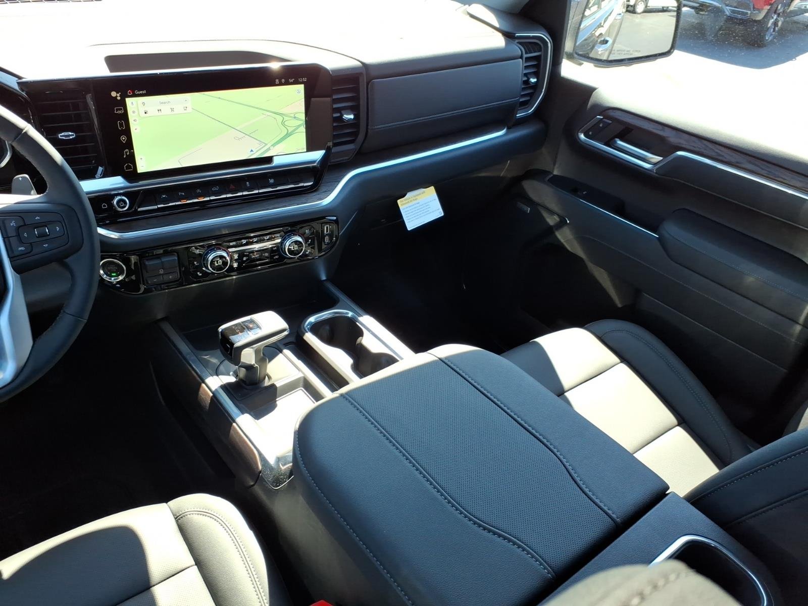 2026 GMC Sierra 1500 SLT - Photo 14