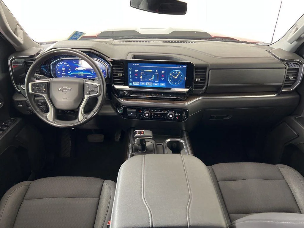 Used 2023 Red Chevrolet LT Trail Boss image 19