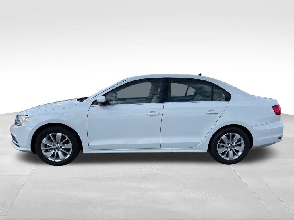 Used 2016 Volkswagen Jetta SE with VIN 3VWD67AJ4GM315632 for sale in Pell City, AL