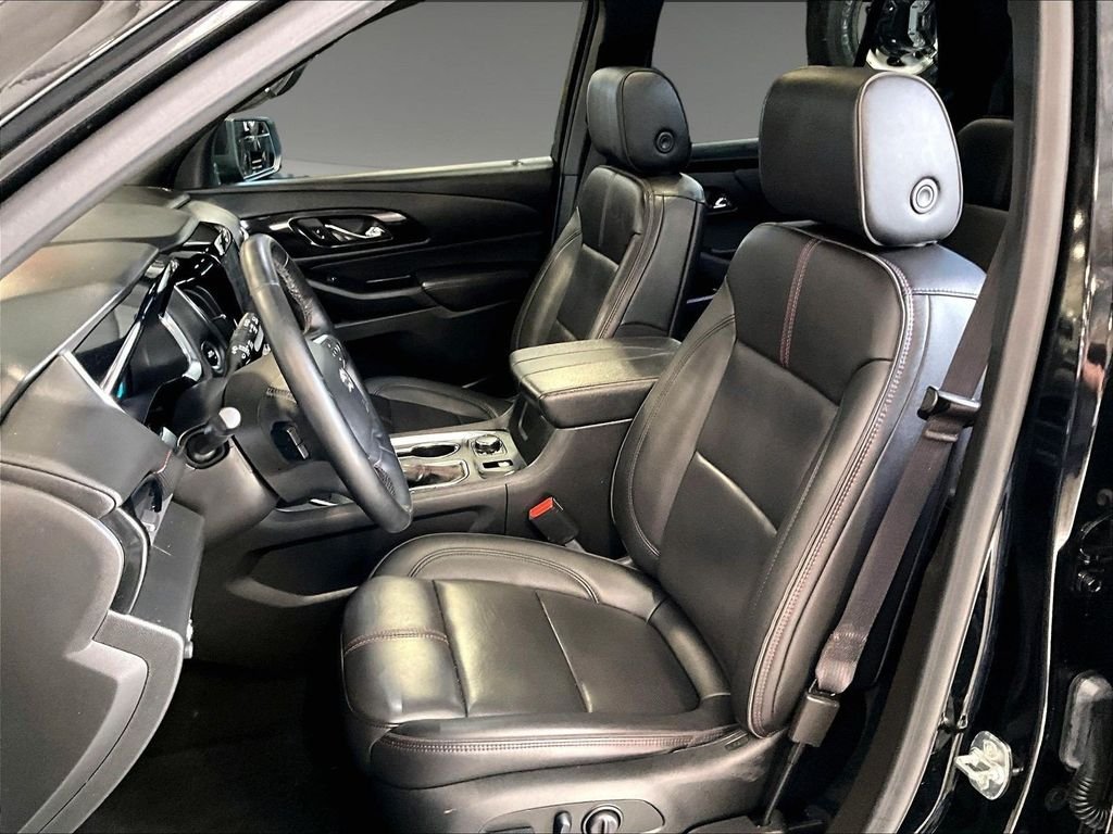 Used 2023 Black Chevrolet RS image 10