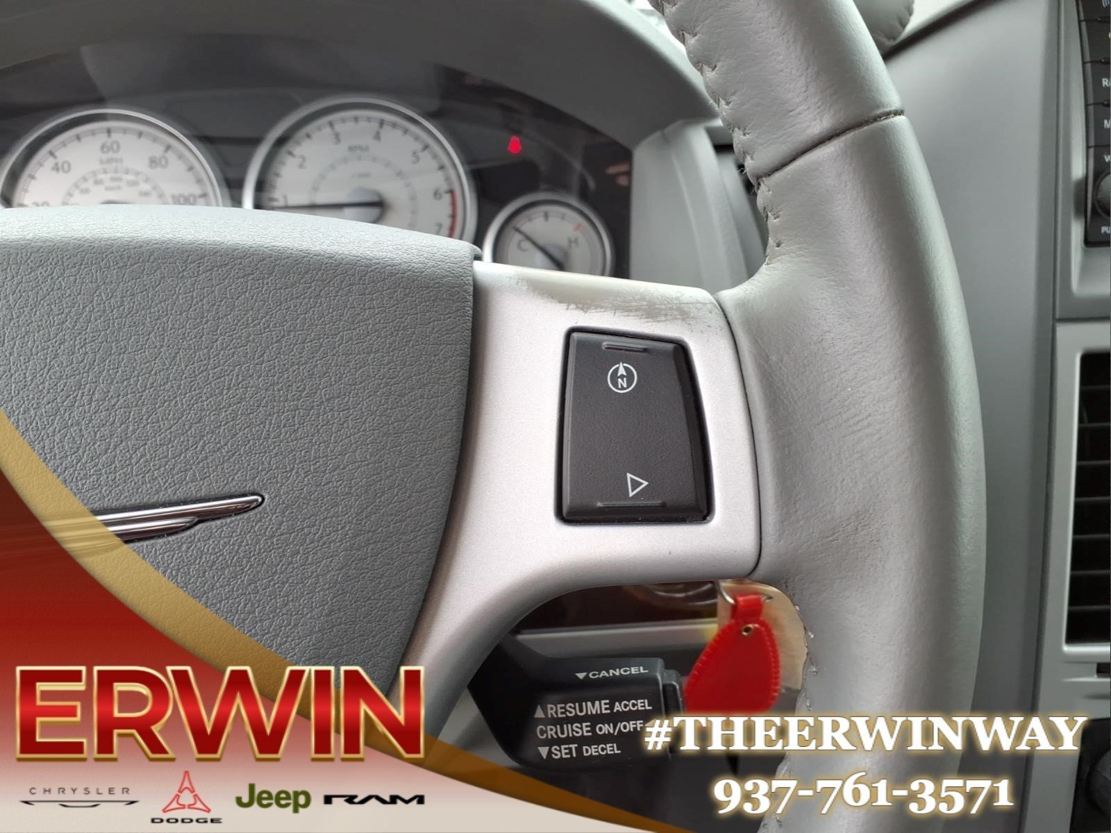 Used 2010 Inferno Red Crystal Pearl Coat Chrysler Touring image 19
