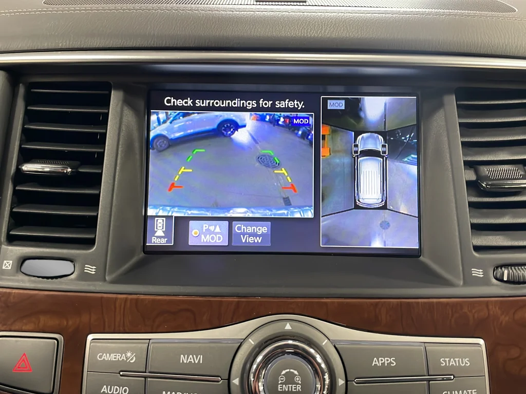 Used 2019 Black INFINITI LUXE image 15