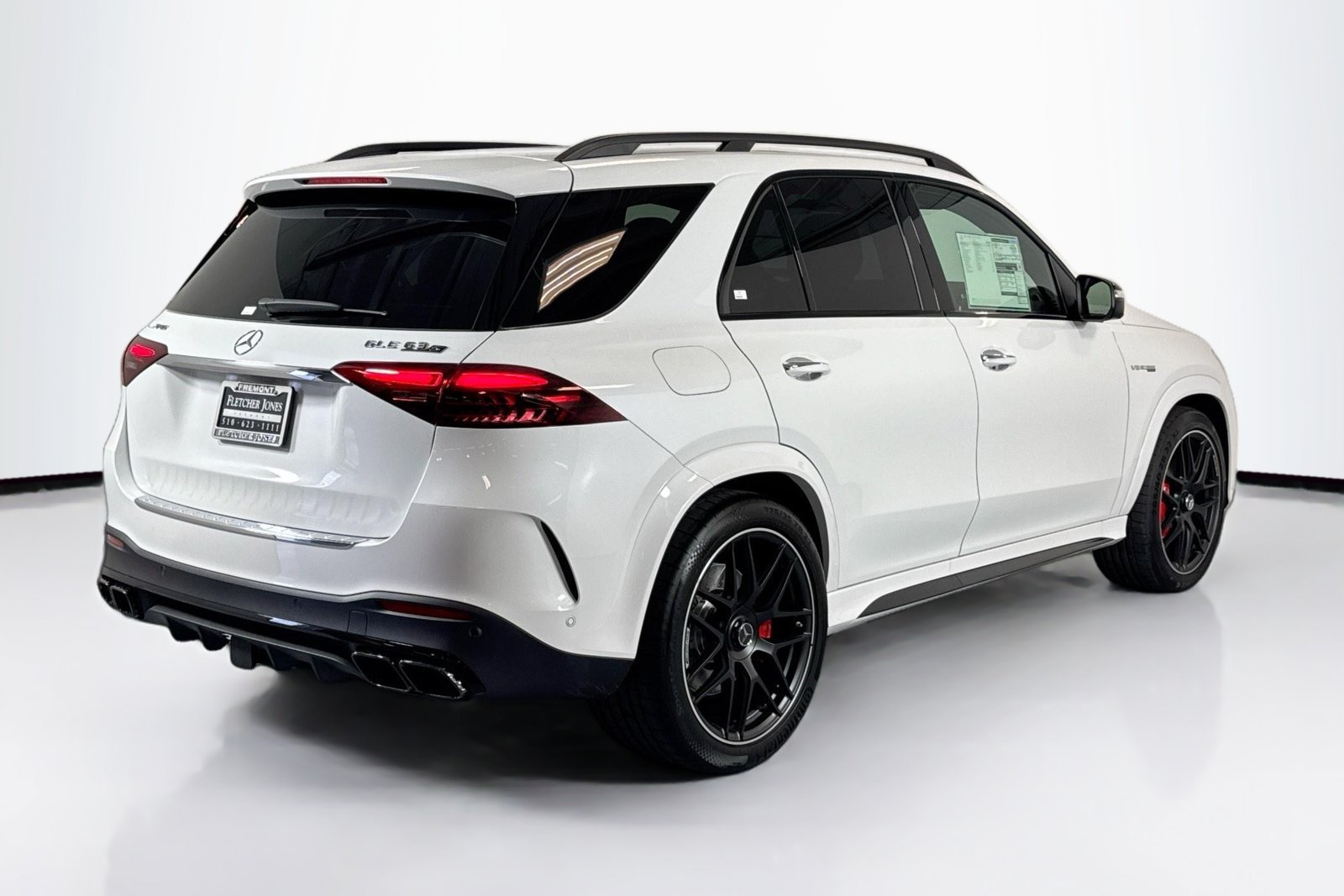 New 2026 MANUFAKTUR Moonlight White Metallic Mercedes-Benz AMG® GLE 63 S image 5