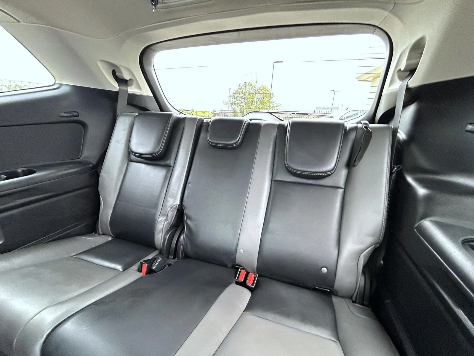 Used 2024 Gray Subaru Onyx Edition image 22