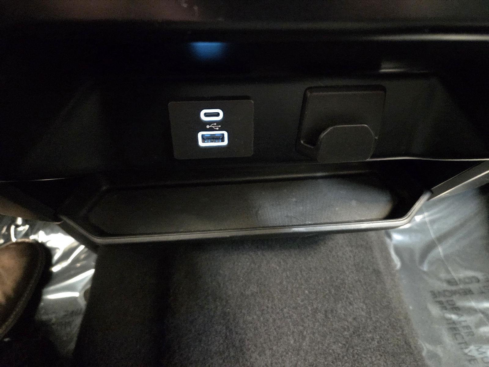Used 2023 GRAY Ford XLT image 30