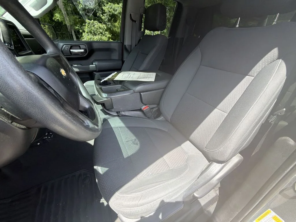 Used 2020 Gray Chevrolet Custom image 19