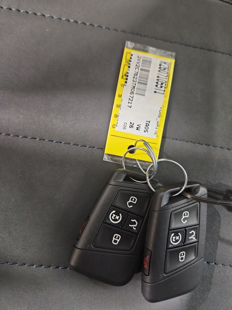 2026 Volkswagen Taos SE Black - Photo 27