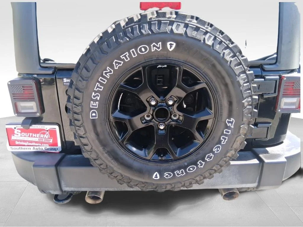 Used 2016 Black Jeep Unlimited Sport image 17