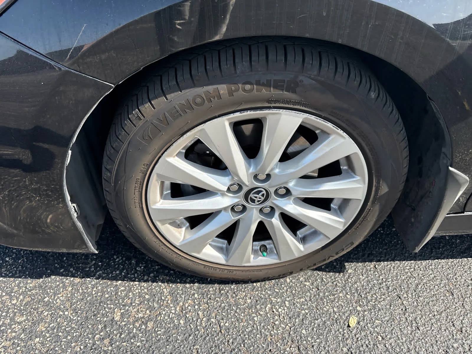 Used 2019 Midnight Black Metallic Toyota LE image 17