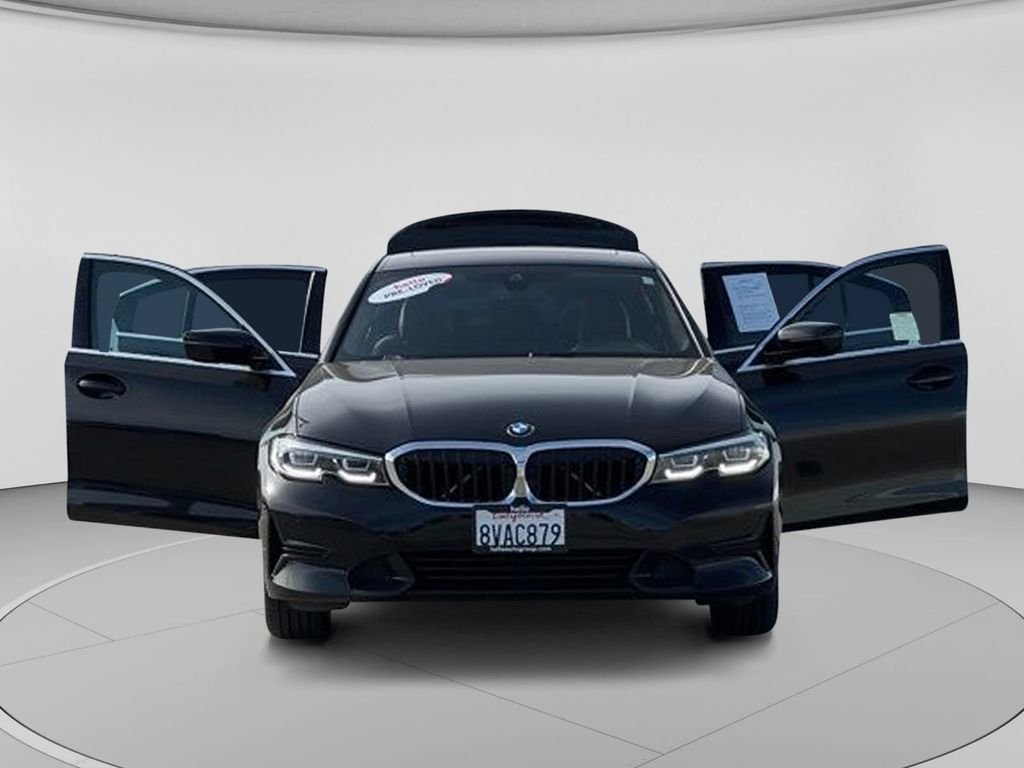 Used 2021 Black Sapphire Metallic BMW 330e iPerformance image 30