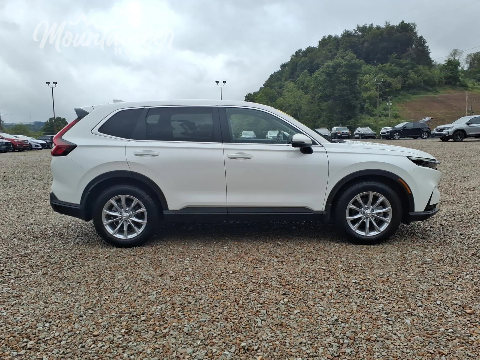 Used 2024 Platinum White Pearl Honda  image 4