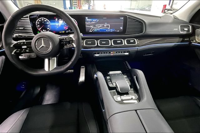 New 2026 Silver Mercedes-Benz GLS 450 image 5
