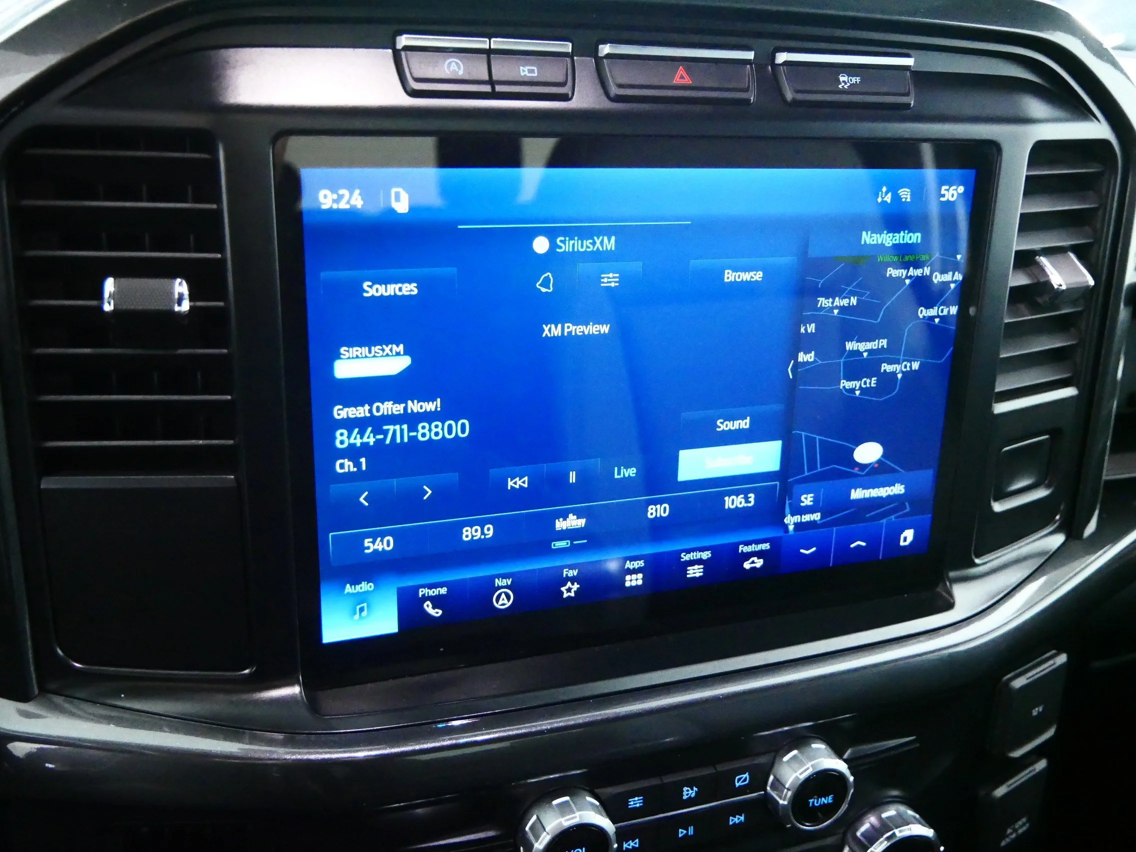 Used 2021 Agate Black Metallic Ford XLT image 22