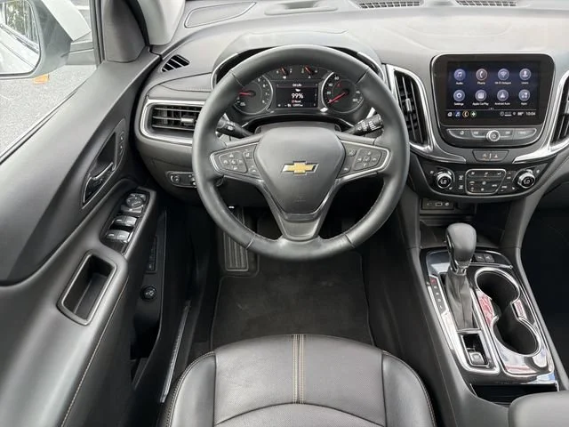 Used 2024 Iridescent Pearl Tricoat Chevrolet Premier image 14